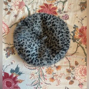 Y2K Leopard Print Black and Grey Faux Fur Beret